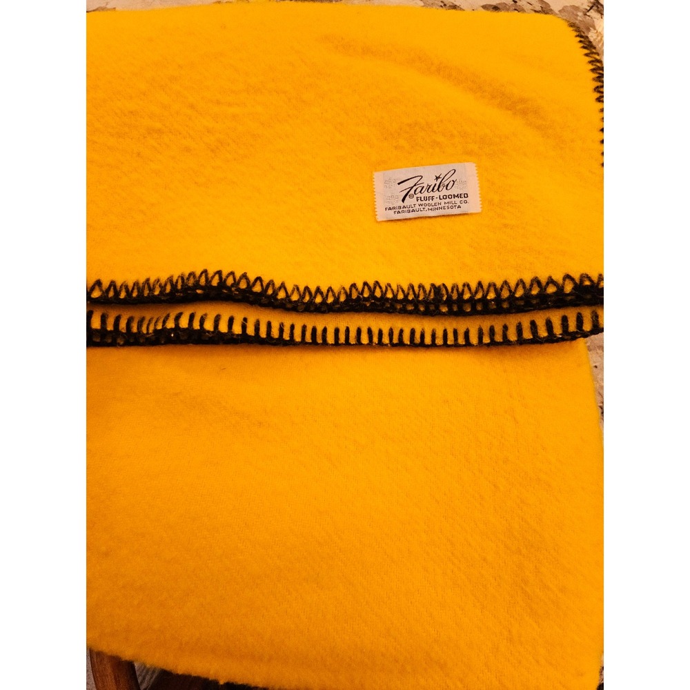 Vintage Faribo Fluff-Loomed Wool Blanket RARE Yellow Black Whipstitch 48x60 USA - Picture 4 of 5
